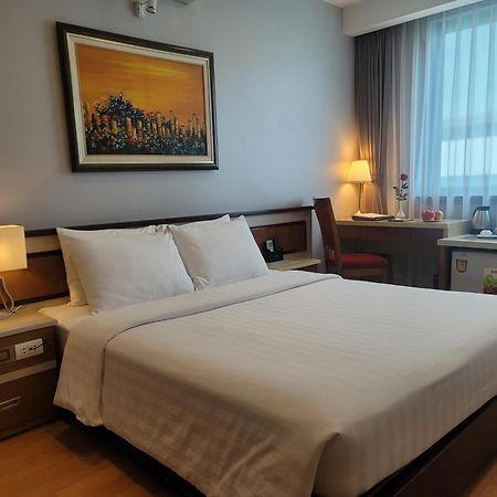 Luxeden Hotel Hanoi Exterior photo