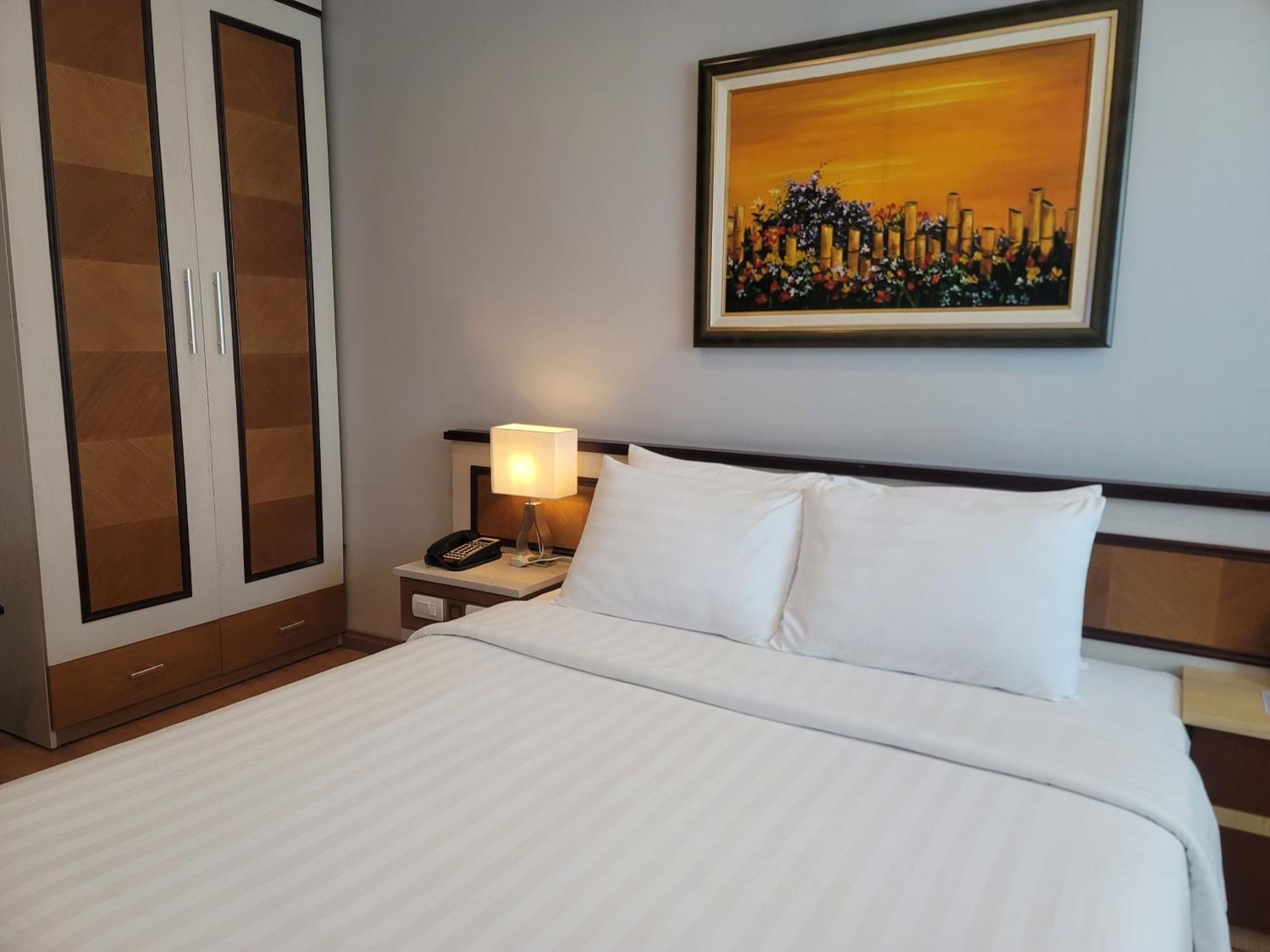 Luxeden Hotel Hanoi Exterior photo