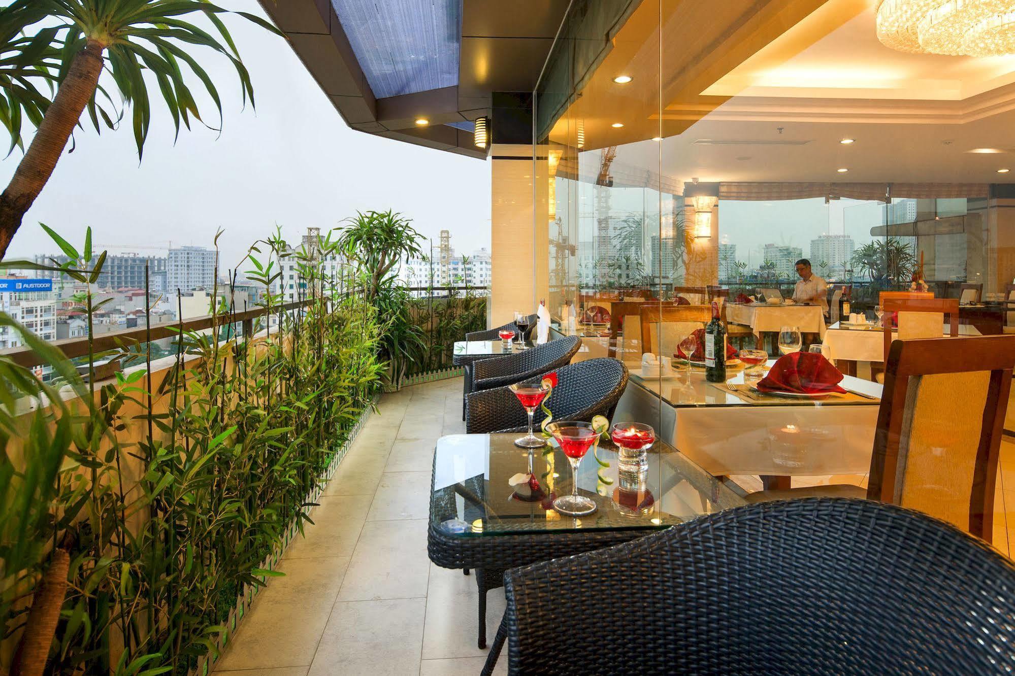 Luxeden Hotel Hanoi Exterior photo